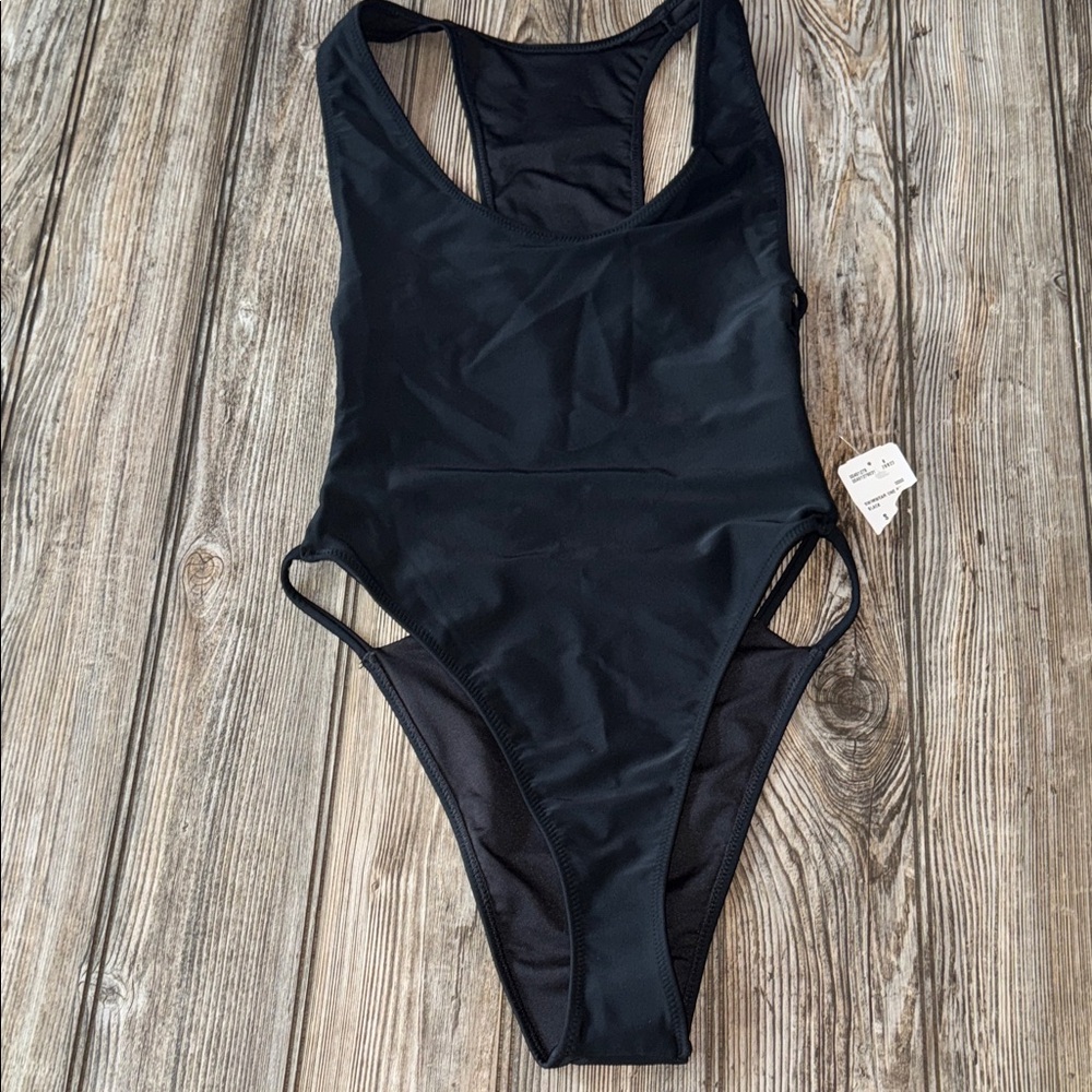 Forever 21 swimsuit cut out one piece black new Black Women's Swimwear small